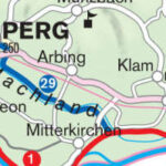 Ein Ausschnitt einer geografischen Karte, der die Städte Perg, Arbing, Klam und Grein mit den eingezeichneten Straßen, Flüssen und Routennummern zeigt.