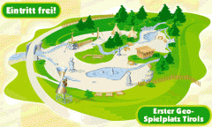 Illustration eines Spielplatzes mit Spielgeräten, Bäumen, Wegen und kleinen Wasserflächen, beschriftet mit "Eintritt frei!" und "Erster Geo-Spielplatz Tirols".